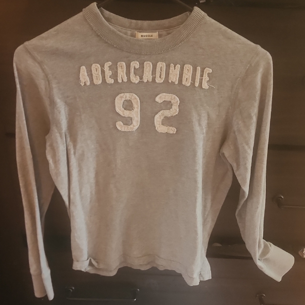 Abercrombie Kids Gray Long Sleeve Tee